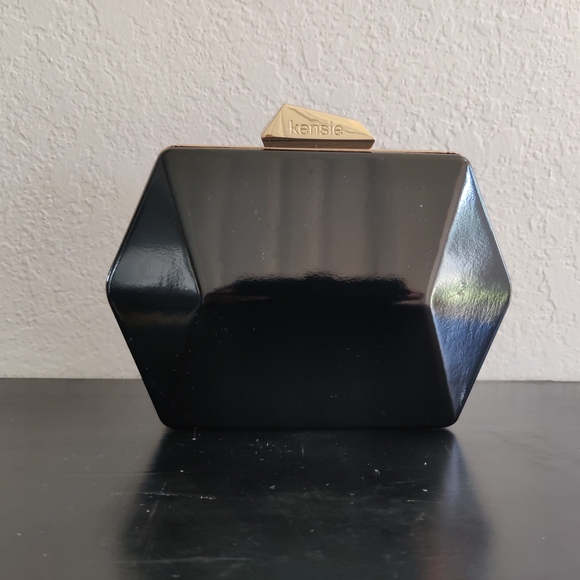 Kensie Black Hexagonal Clutch/ Crossbody - Picture 1 of 4